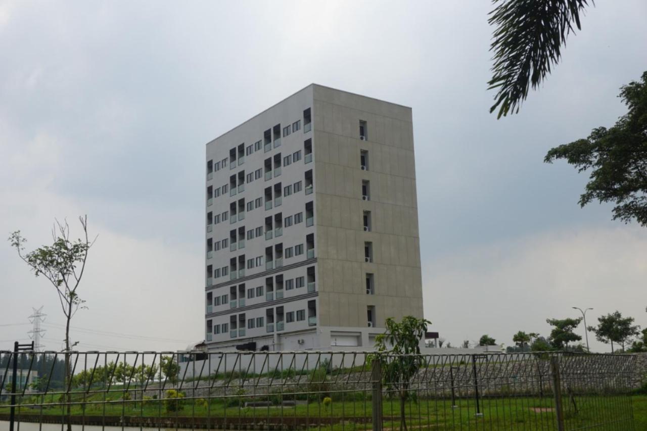 Artotel Casa Cikarang Exteriör bild